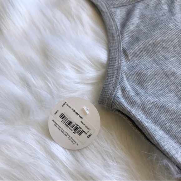 ｇｒｅｙ ｂｏｄｙｓｕｉｔ / ｏｎｓｉｅ - Picture 3 of 4